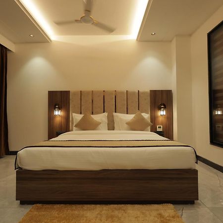 Snj Taj Grand Hotel Agra  Exterior photo